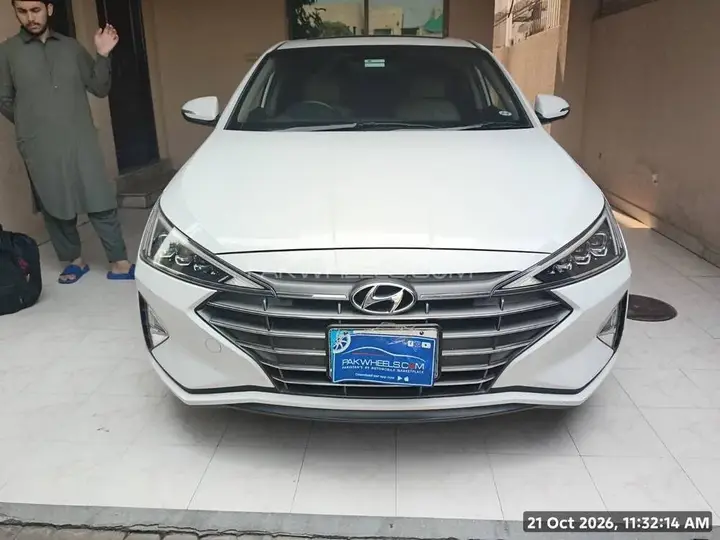 Hyundai Elantra