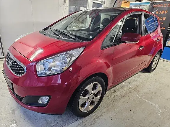 Kia Venga 2013 photo 2