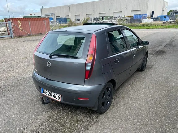 Fiat Punto 2005 photo 5