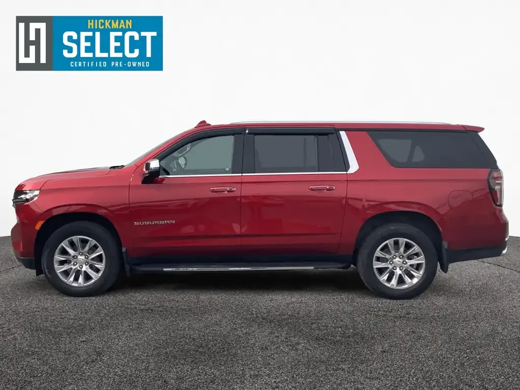 Chevrolet Suburban 2023 photo 2