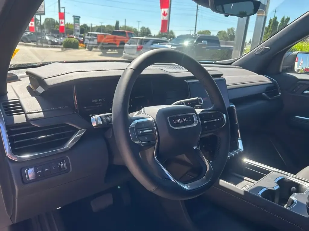 GMC Acadia 2026 photo 4