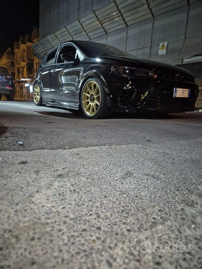 Volkswagen Polo 2011 photo 4