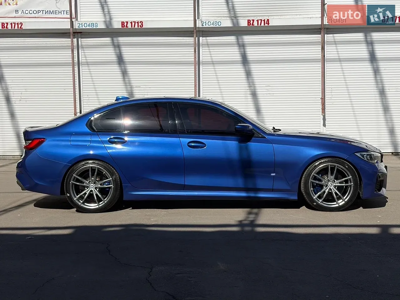 BMW 3 Series 2019 photo 4