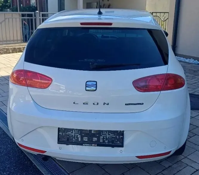 Seat Leon 2009 photo 3