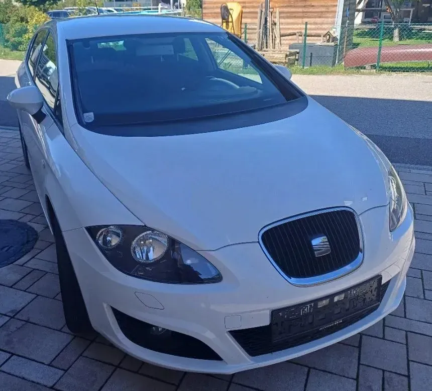 Seat Leon 2009 photo 2
