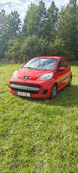 Peugeot 107 2010 photo 2
