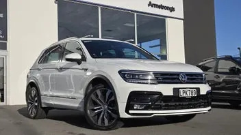 Volkswagen Tiguan 2018 photo 2