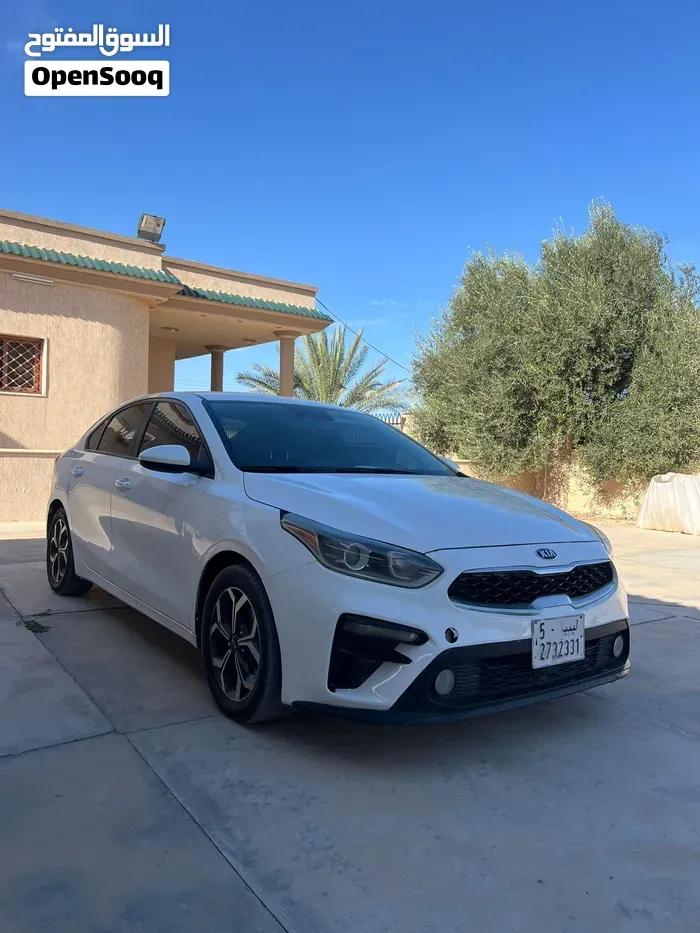 Kia Forte 2019 photo 2