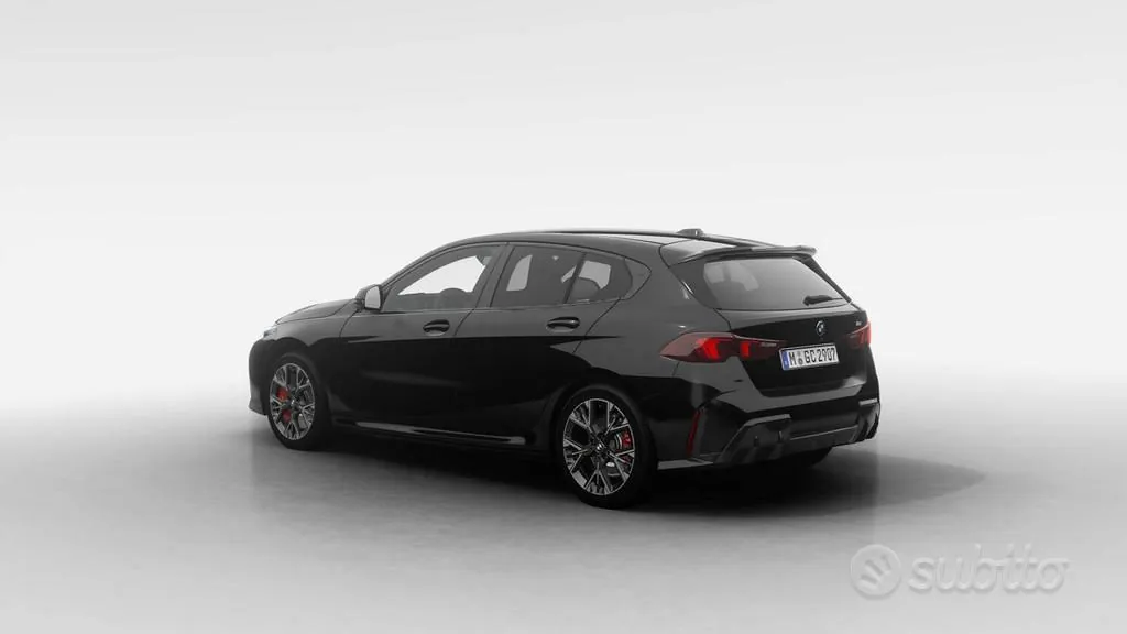 BMW 1 Series 2026 photo 2