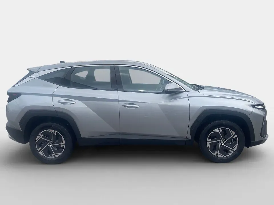 Hyundai Tucson photo 3