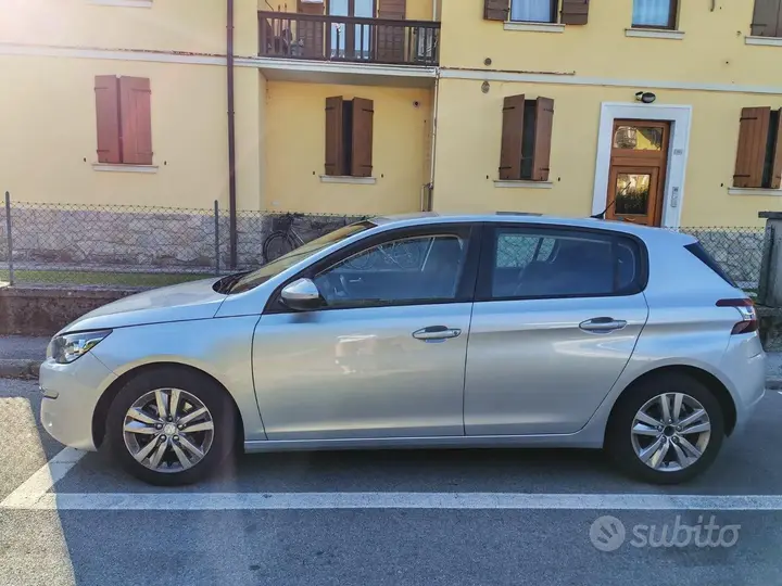 Peugeot 308 2015 photo 4