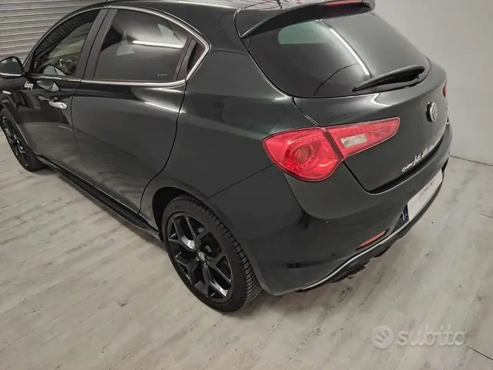 Alfa Romeo Giulietta 2019 photo 3