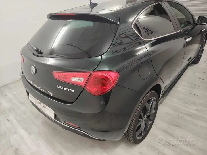 Alfa Romeo Giulietta 2019 photo 4