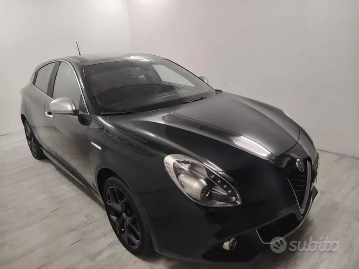 Alfa Romeo Giulietta 2019 photo 2