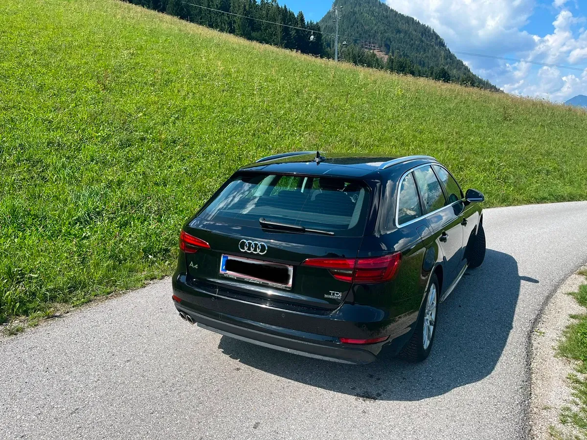 Audi A4 2016 photo 3