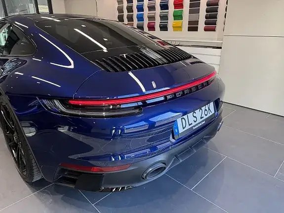 Porsche 911 Carrera 4 Gts 2022 photo 4