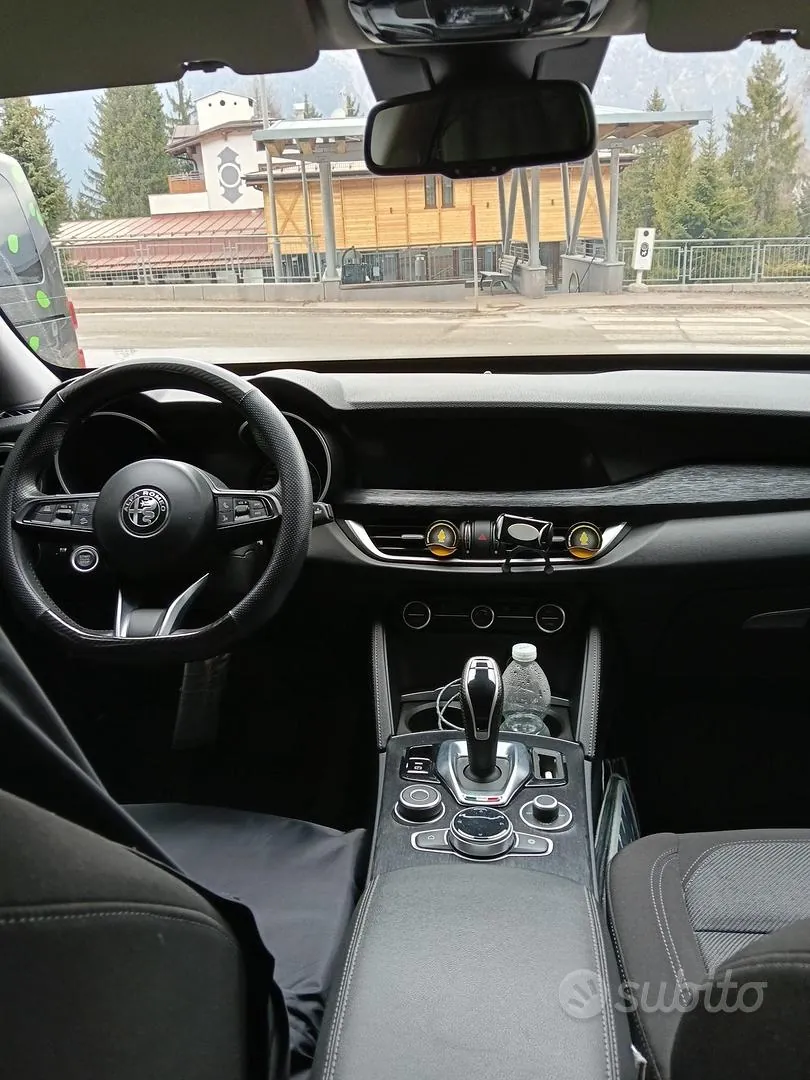 Alfa Romeo Stelvio 2020 photo 4