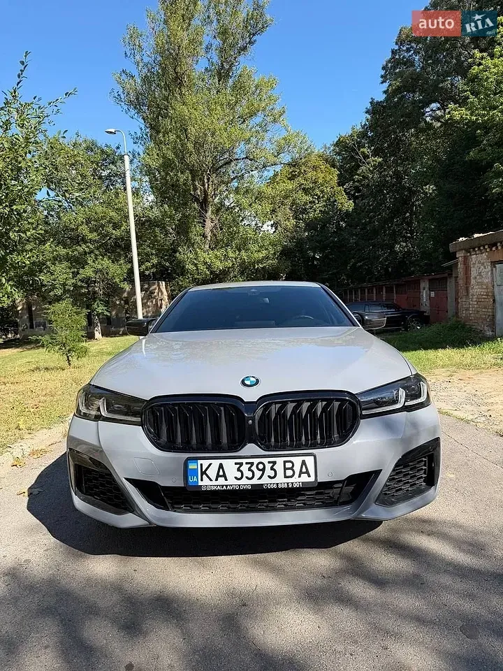 BMW 5 Series 2021 photo 5