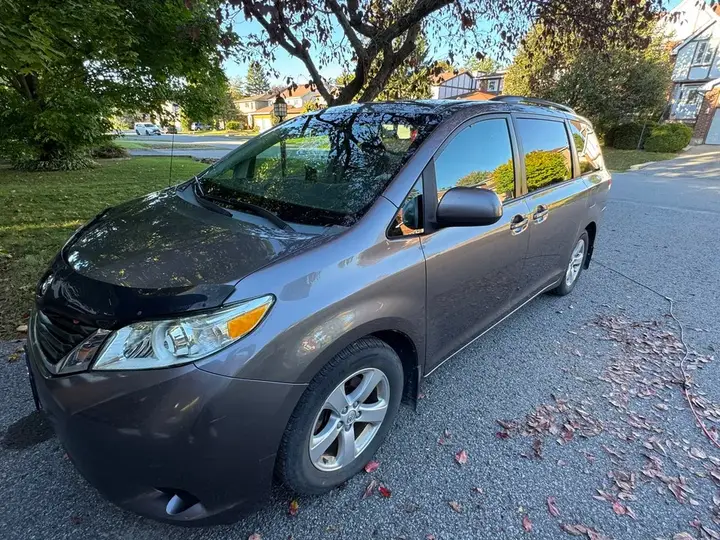 Toyota Sienna