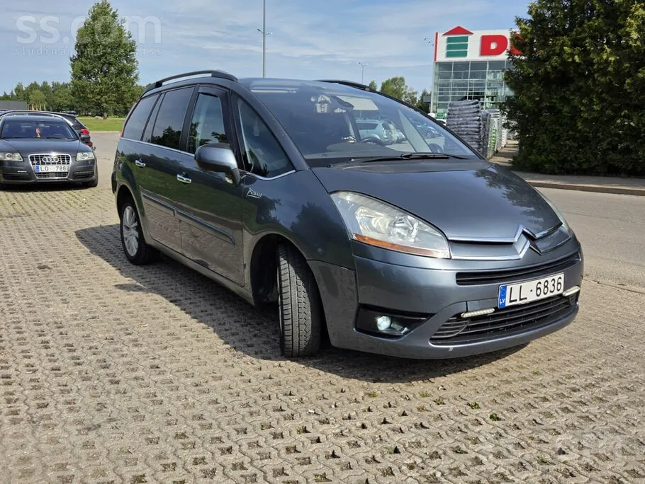 Citroen C4 Picasso 2010 photo 3