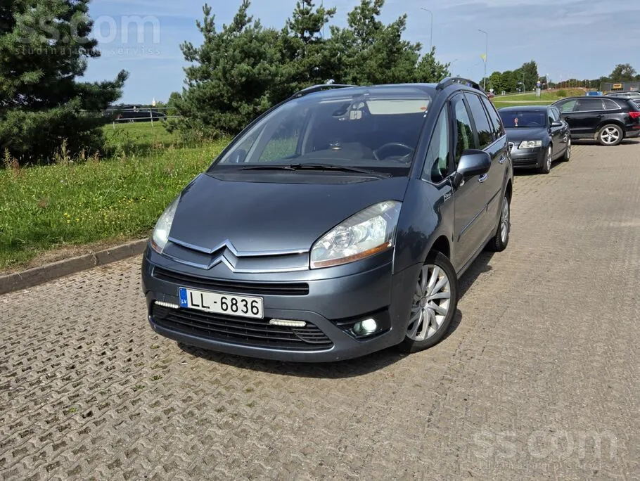 Citroen C4 Picasso 2010 photo 2