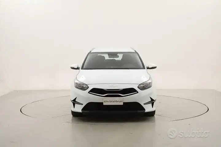 Kia Ceed 2022 photo 2