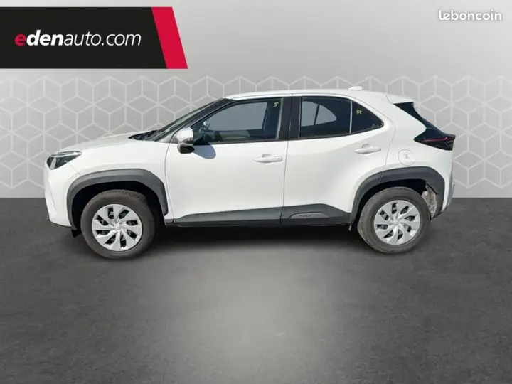 Toyota Yaris Cross 2025 photo 2