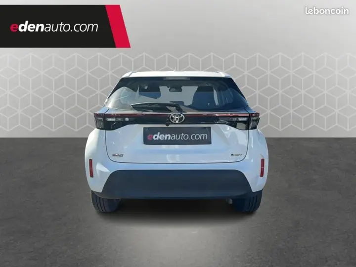 Toyota Yaris Cross 2025 photo 4