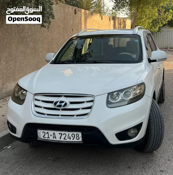 Hyundai Santa Fe 2011 photo 3