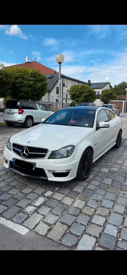 Mercedes-Benz C 63 Amg