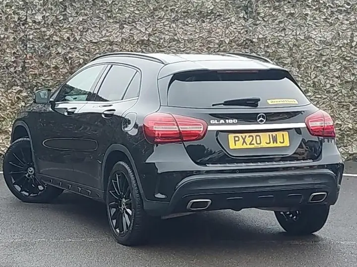 Mercedes-Benz Gla 2020 photo 2