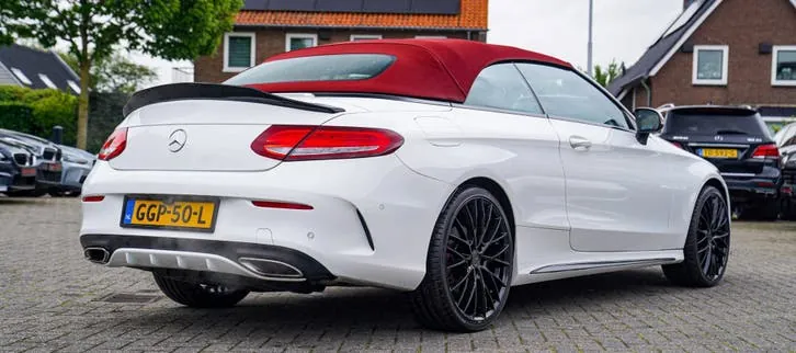 Mercedes-Benz C-Class 2017 photo 2