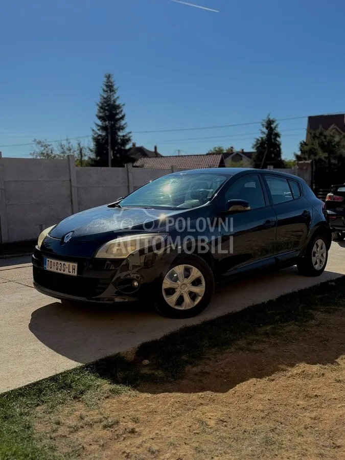 Renault Megane 2010 photo 4