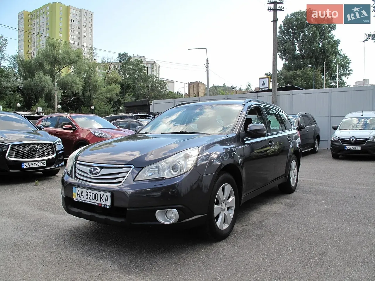 Subaru Outback 2011 photo 3