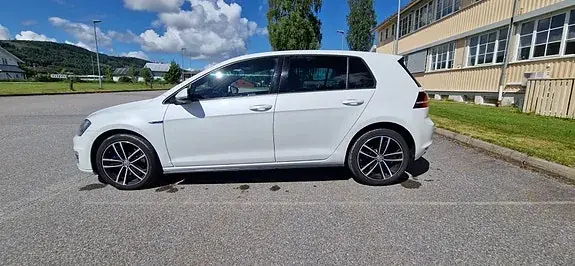 Volkswagen Golf 7 2016 photo 2