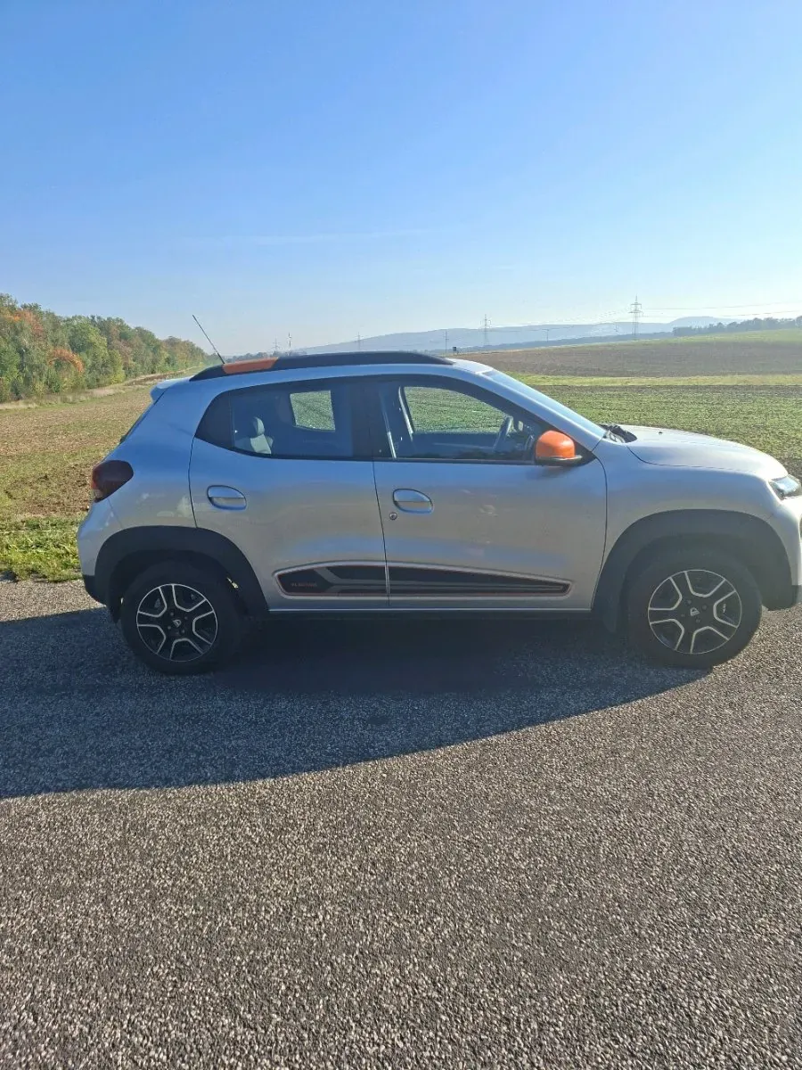 Dacia Spring 2022 photo 3