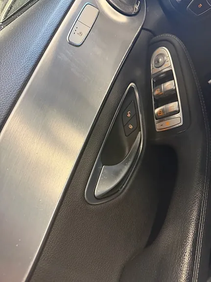 Mercedes-Benz C350 E 2017 photo 3