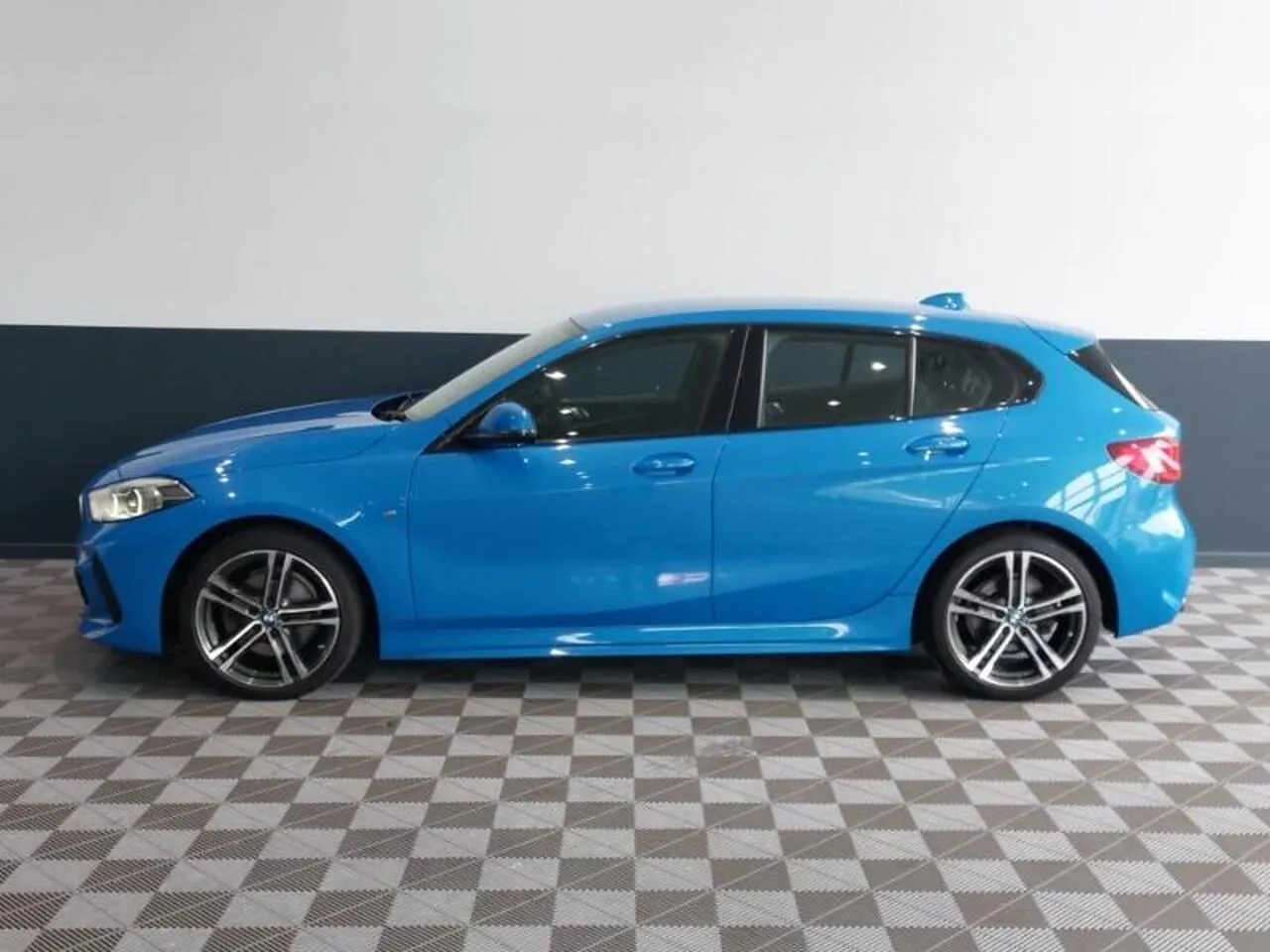 BMW 1 Series 2020 photo 4