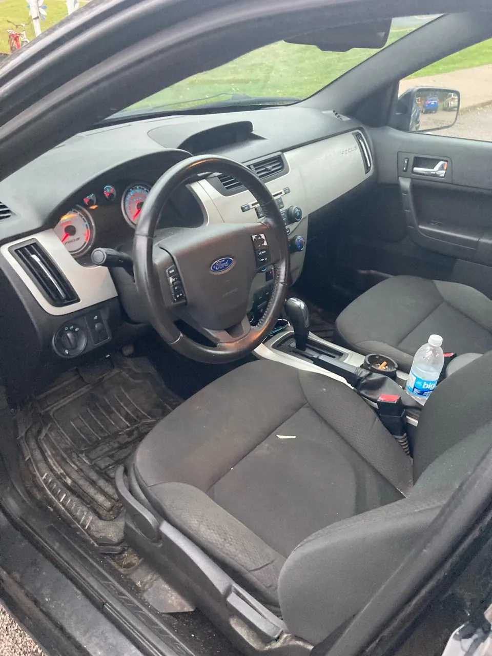 Ford Focus 2010 photo 4
