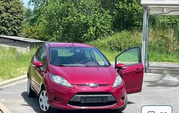 Ford Fiesta 2010 photo 2