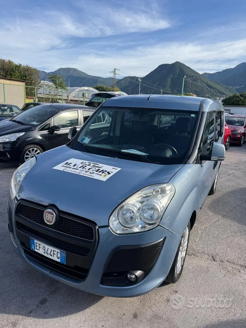 Fiat Doblo 2011 photo 2