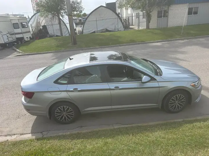 Volkswagen Jetta 2021 photo 2