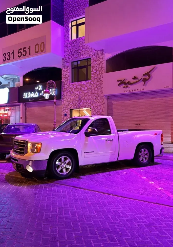 GMC Yukon 2023 photo 4
