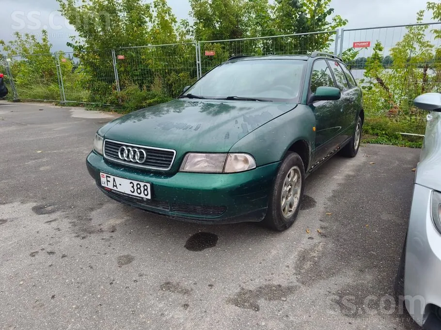Audi A4 1996 photo 4