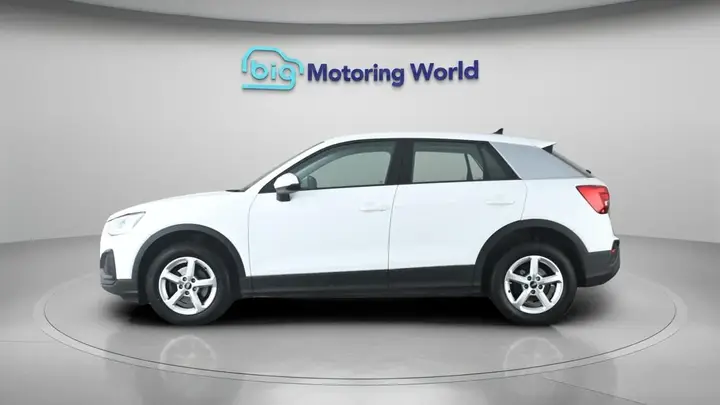 Audi Q2 2021 photo 5