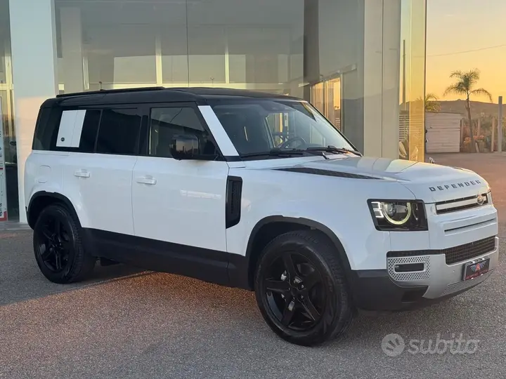 Land Rover Defender 2023 photo 2