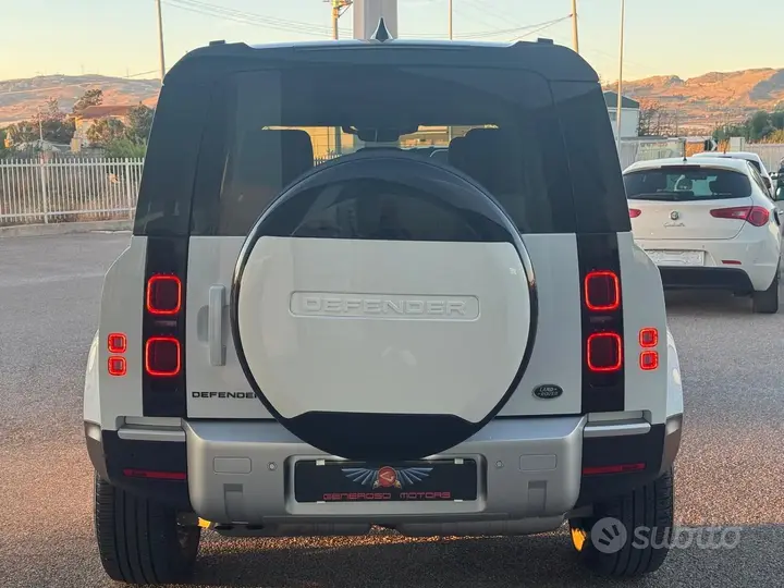 Land Rover Defender 2023 photo 4