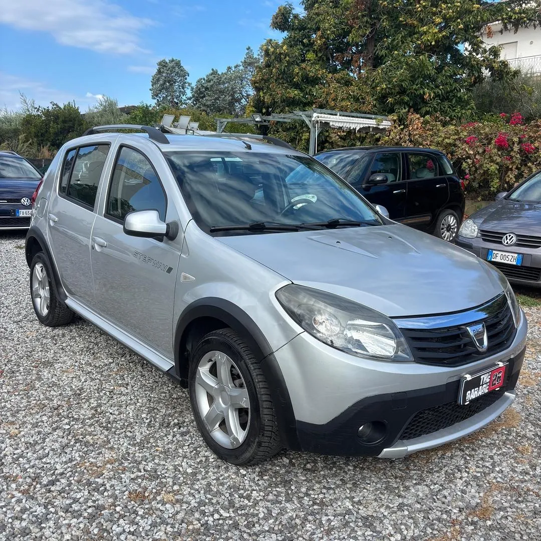 Dacia Sandero Stepway 2012 photo 2