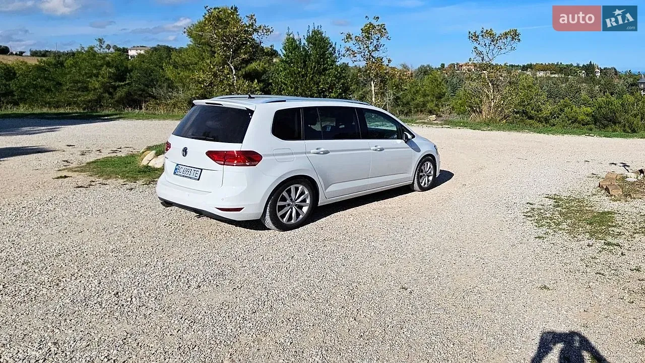 Volkswagen Touran