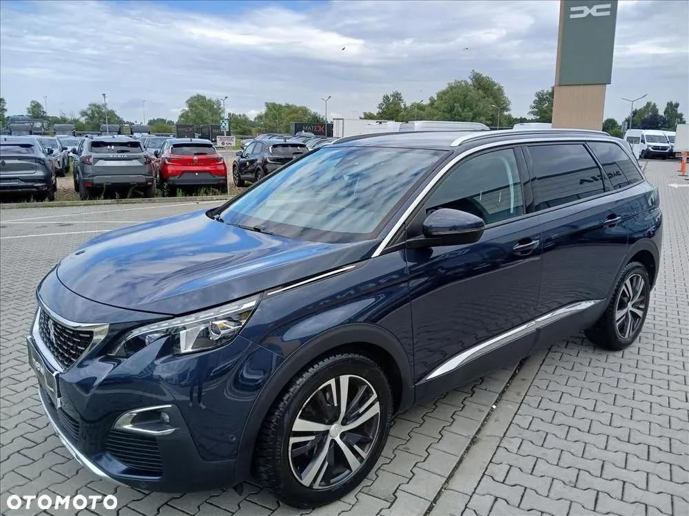Peugeot 5008 2019 photo 2